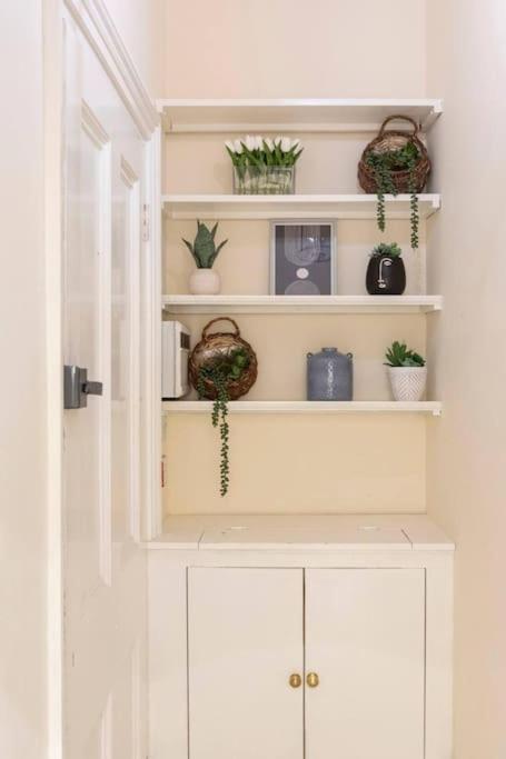 Regent'S Square Charming Flat Apartment Londra Exterior foto