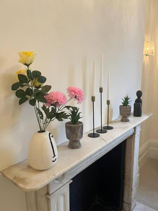 Regent'S Square Charming Flat Apartment Londra Exterior foto