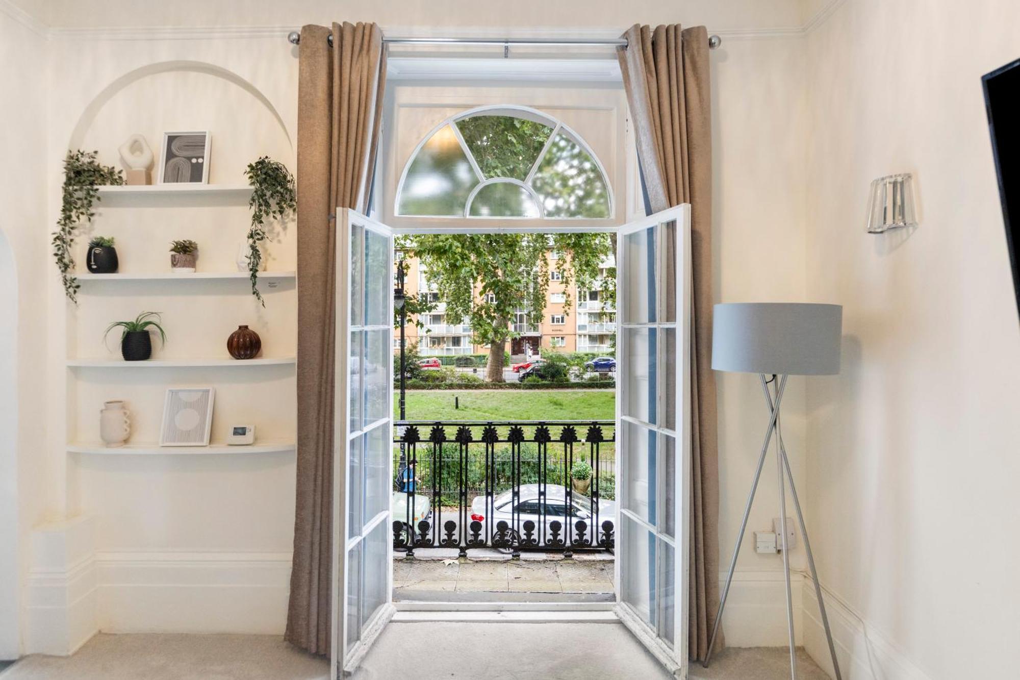 Regent'S Square Charming Flat Apartment Londra Exterior foto