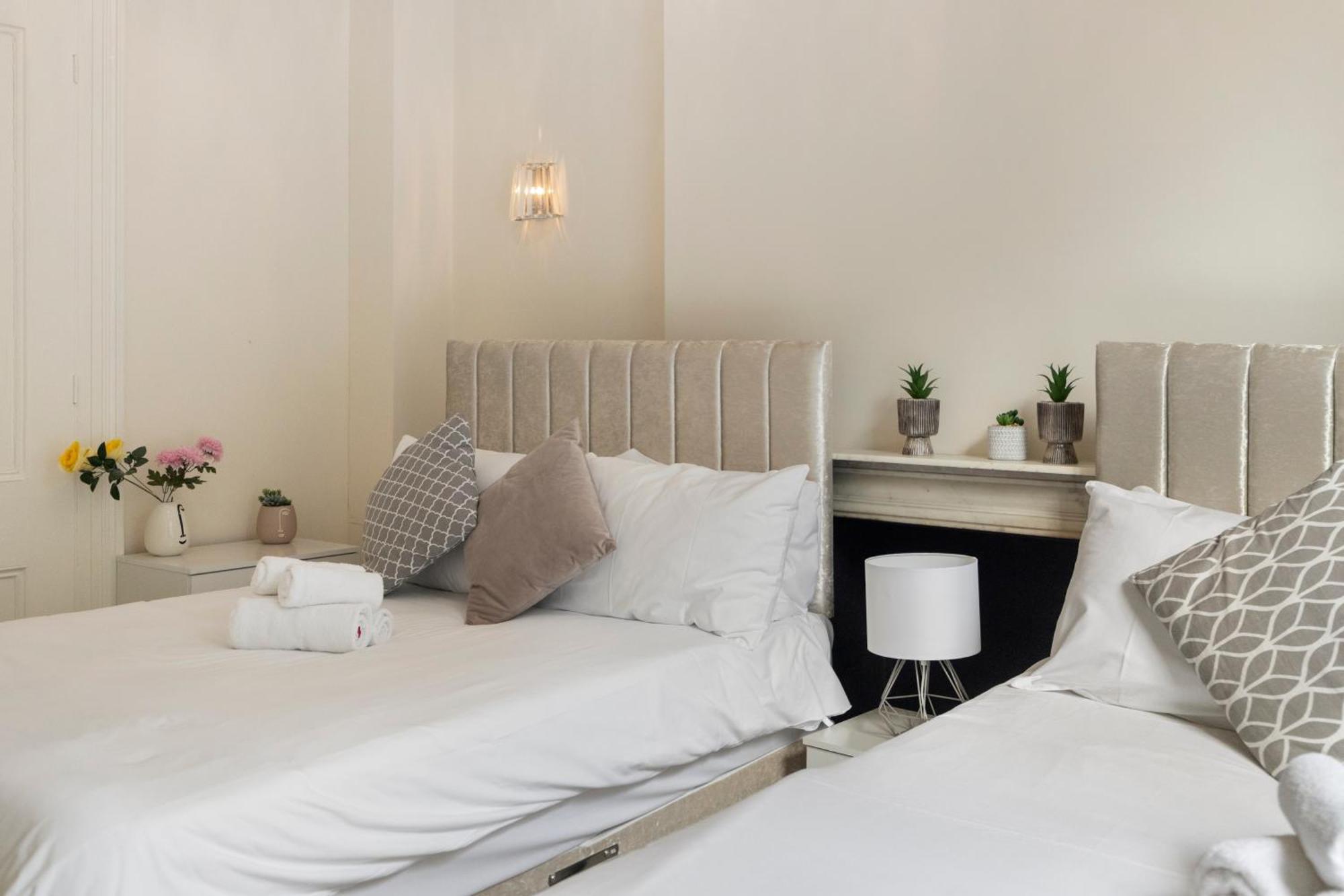 Regent'S Square Charming Flat Apartment Londra Exterior foto